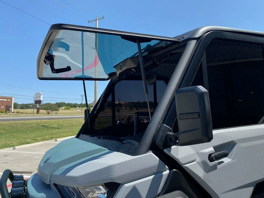 2026 Can-Am Defender PRO Limited HD10