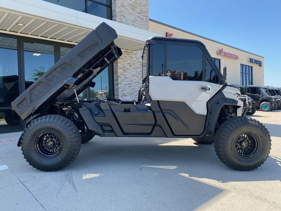 2026 Can-Am Defender PRO Limited HD10