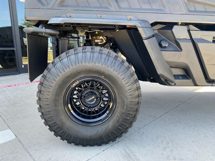 2026 Can-Am Defender PRO Limited HD10