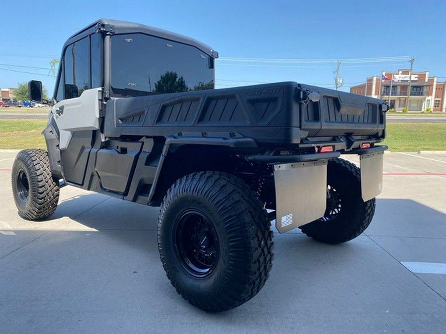 2026 Can-Am Defender PRO Limited HD10