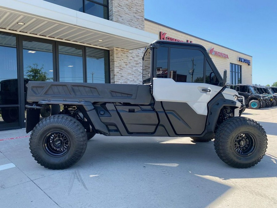 2026 Can-Am Defender PRO Limited HD10