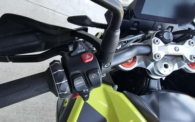 2025 BMW F 900 GS