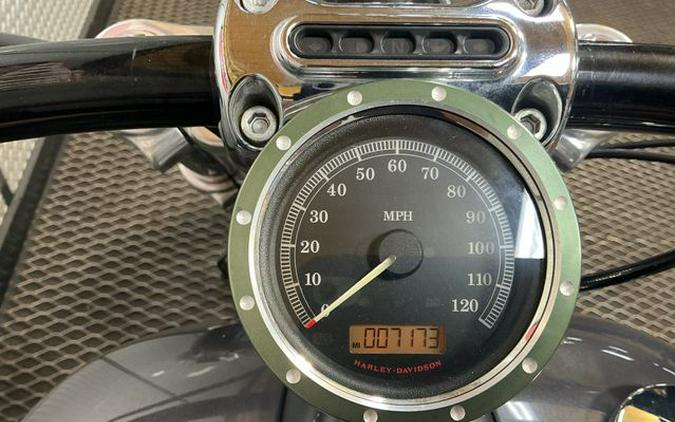 2015 Harley-Davidson Softail Breakout
