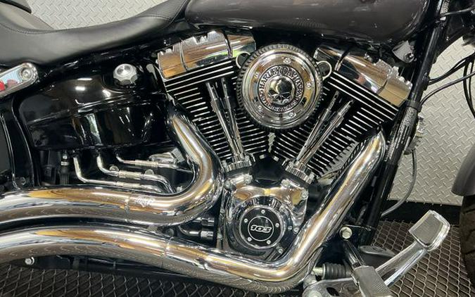 2015 Harley-Davidson Softail Breakout