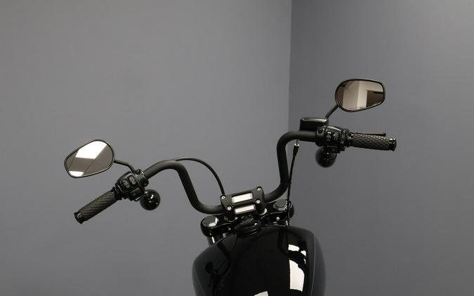 2024 Harley-Davidson® Street Bob® 114 Vivid Black