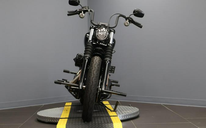 2024 Harley-Davidson® Street Bob® 114 Vivid Black