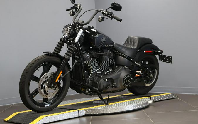 2024 Harley-Davidson® Street Bob® 114 Vivid Black
