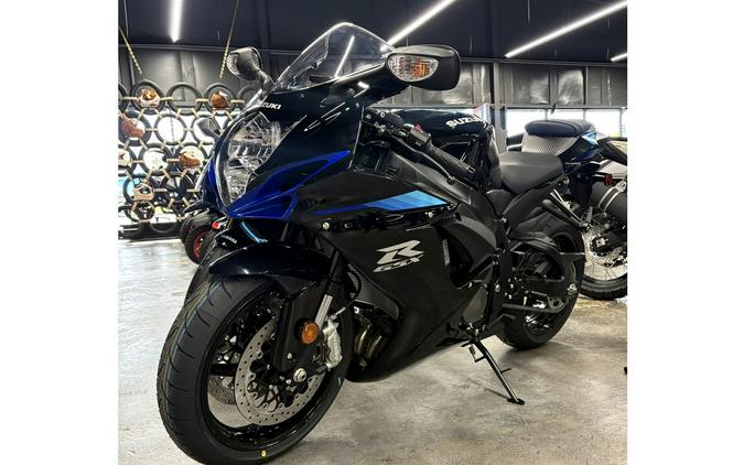 2027 GSX-R600 - Suzuki