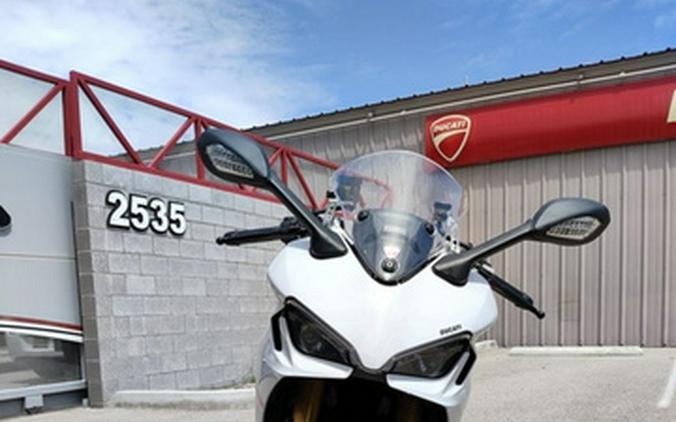 2024 Ducati Supersport 950 S White Stripe