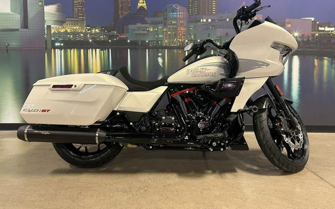 2024 Harley-Davidson CVO Road Glide ST First Look [Fast Facts]