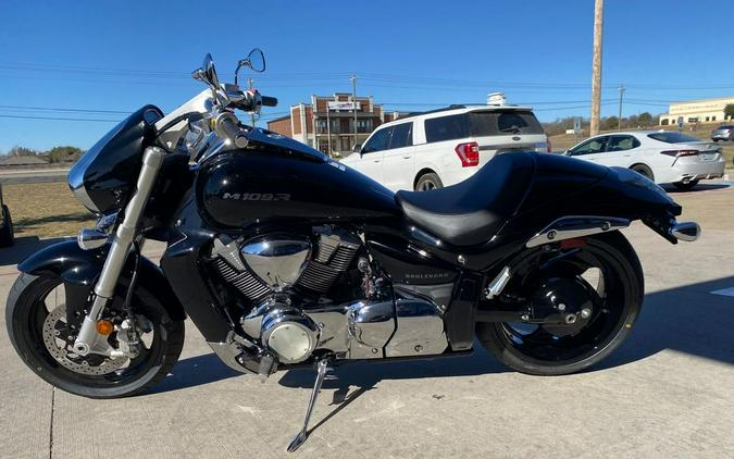 2025 Suzuki Boulevard M109R