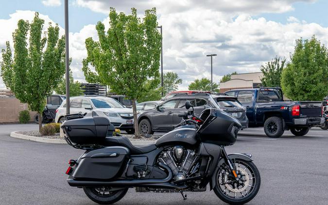 2024 Indian Motorcycle® Pursuit® Dark Horse® Black Smoke