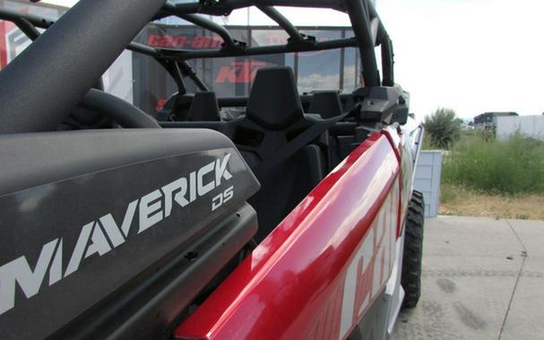 2025 Can-Am Maverick X3 MAX DS Turbo Fiery Red & Hyper Silver