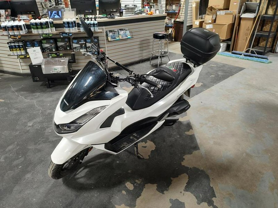 2022 Honda® PCX ABS