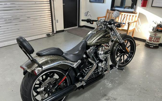 2016 Harley-Davidson Softail FXSB - Breakout