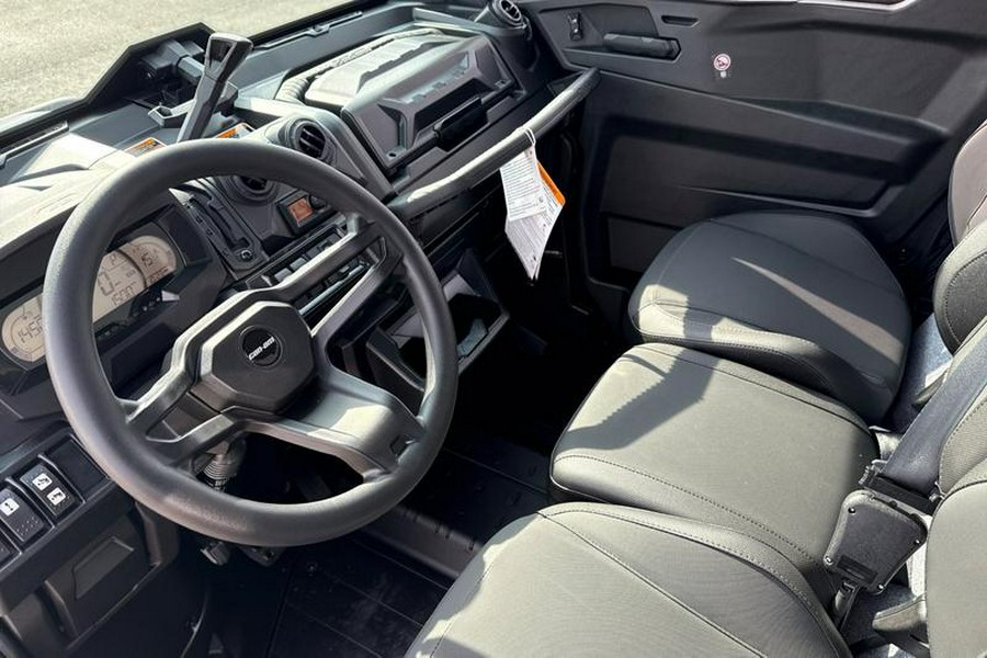 2026 Can-Am® SSV DEF PRO LTD 65 HD10 BE 26 Limited HD10