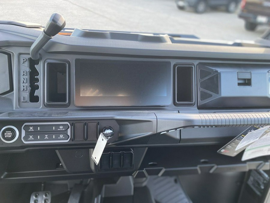 2026 Can-Am Defender MAX XT HD11 With 10.25 In.Display