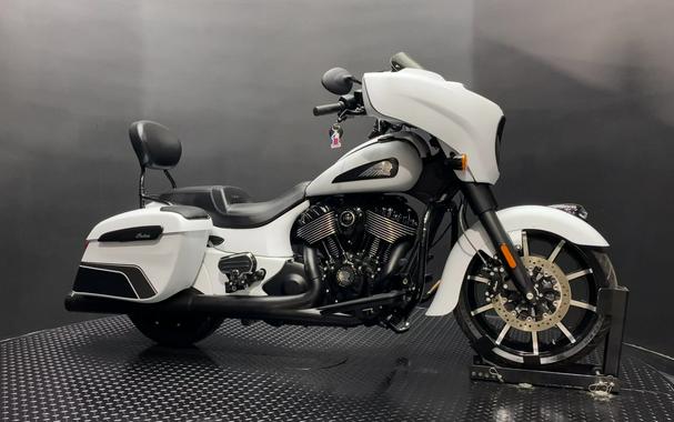 2024 Indian Motorcycle® Chieftain® Dark Horse® Ghost White Metallic Smoke