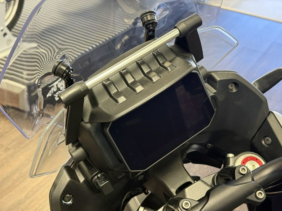 2024 Moto Guzzi Stelvio PFF Rider Assistance Solution