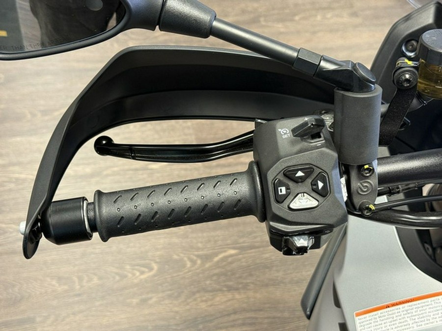 2024 Moto Guzzi Stelvio PFF Rider Assistance Solution