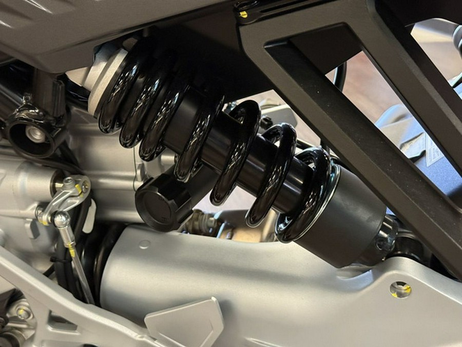 2024 Moto Guzzi Stelvio PFF Rider Assistance Solution