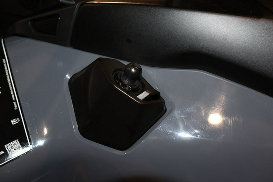 2026 Can-Am Outlander X mr 1000R Granite Grey