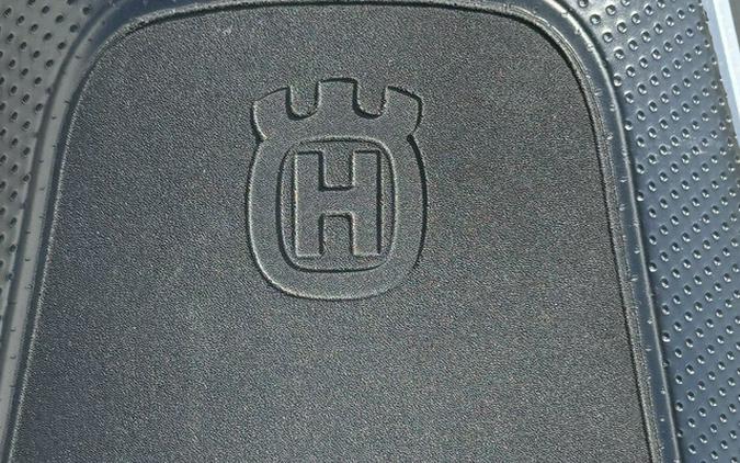 2019 Husqvarna SVARTPILEN 701