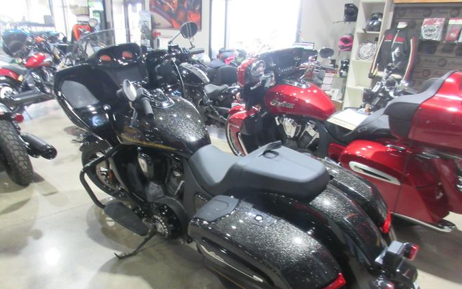 2026 INDIAN MOTORCYCLE CHALLENGER DARK HORSE WITH 112 AND AUDIO PACKAGE