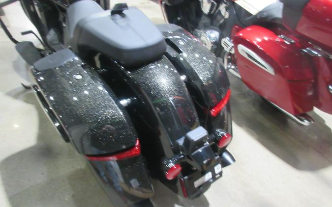 2026 INDIAN MOTORCYCLE CHALLENGER DARK HORSE WITH 112 AND AUDIO PACKAGE
