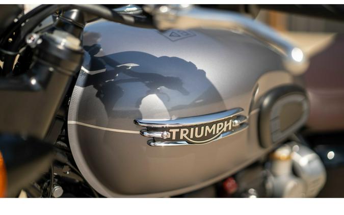 2024 Triumph Bonneville T120 Black