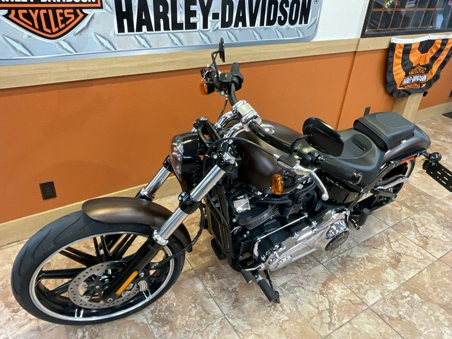 2019 Harley-Davidson® FXBRS - Softail® Breakout® 114