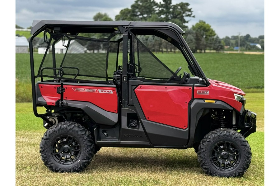 2026 Pioneer 1000-5 Deluxe - Honda