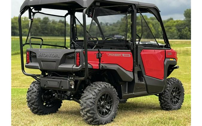 2026 Pioneer 1000-5 Deluxe - Honda