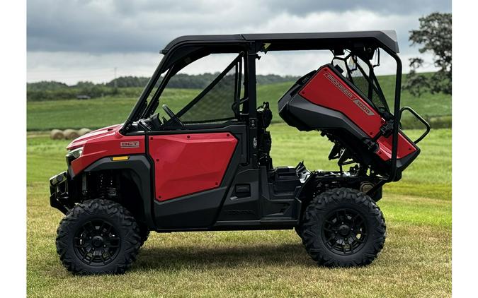 2026 Pioneer 1000-5 Deluxe - Honda