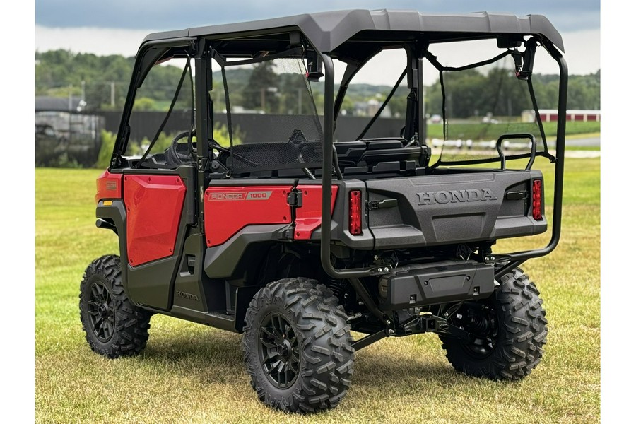 2026 Pioneer 1000-5 Deluxe - Honda