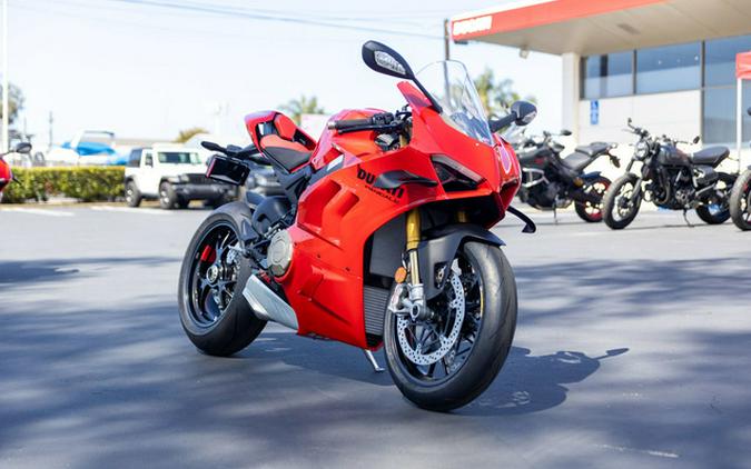 2024 Ducati Panigale V4 S Red