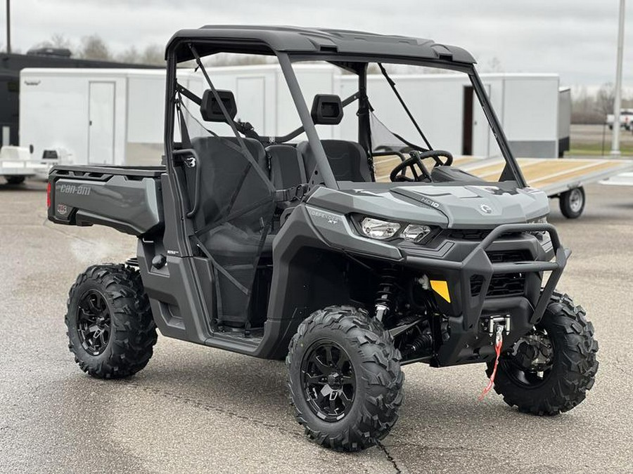 2023 Can-Am® Defender XT HD10