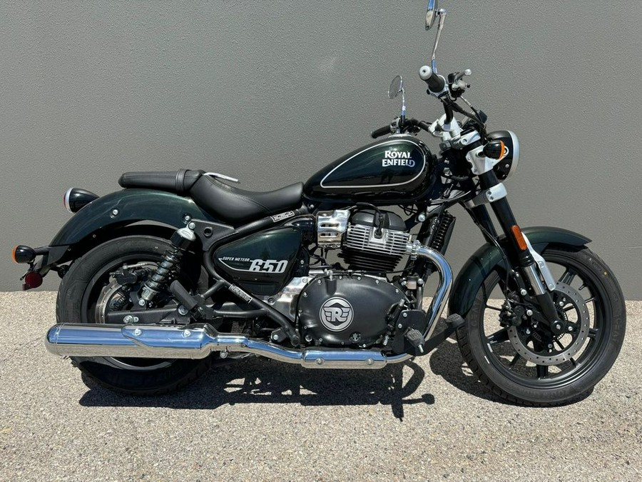 2024 Royal Enfield Super Meteor 650 Astral Green