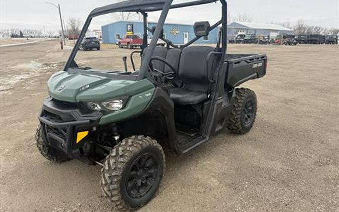 2023 Can-Am Defender DPS HD9