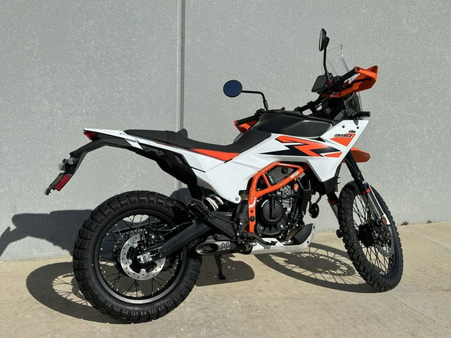 2026 KTM Adventure 390 R