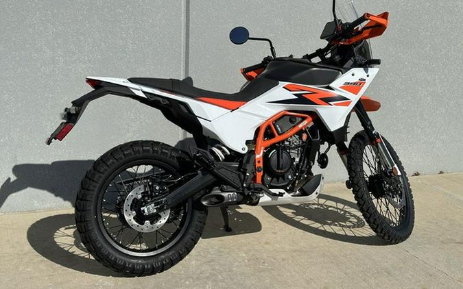2026 KTM Adventure 390 R