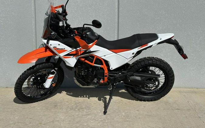 2026 KTM Adventure 390 R