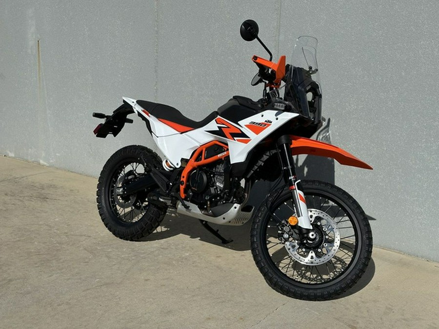 2026 KTM Adventure 390 R