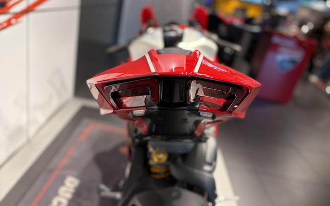2026 Ducati PANIGALE V4 R