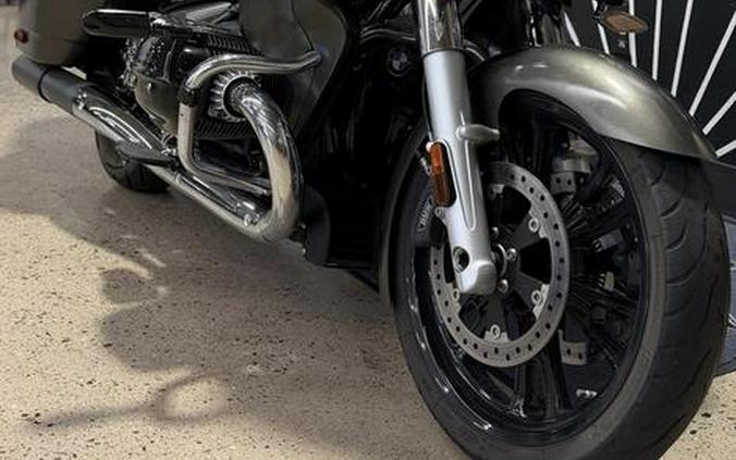 2023 BMW R 18 Transcontinental Manhattan Metallic Matte