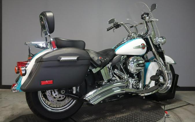 2017 Harley-Davidson Heritage Softail Classic FLSTC
