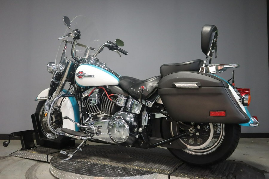 2017 Harley-Davidson Heritage Softail Classic FLSTC