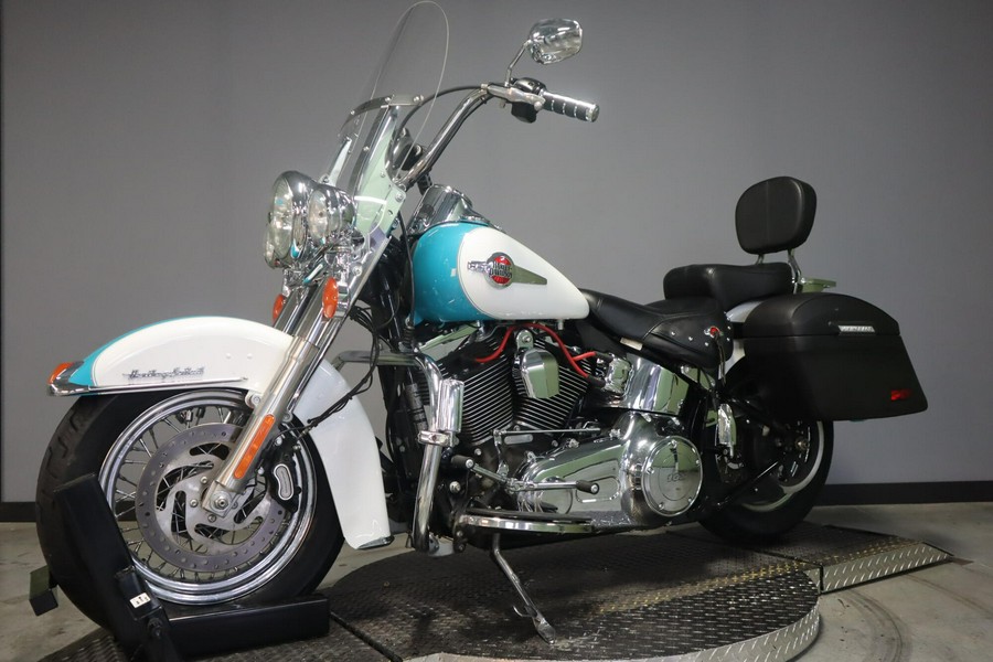 2017 Harley-Davidson Heritage Softail Classic FLSTC