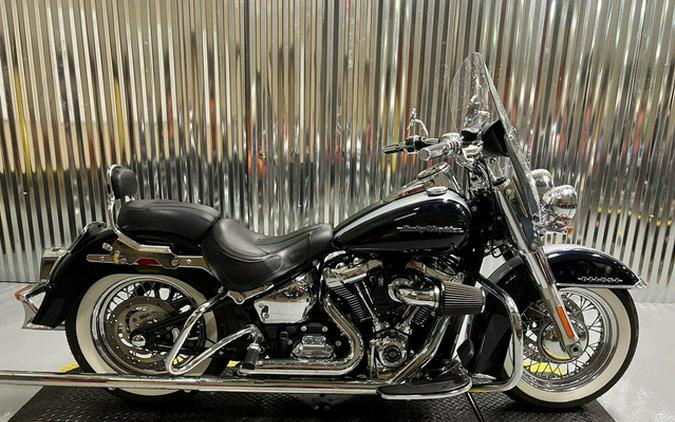 2019 Harley-Davidson Softail FLDE - Deluxe