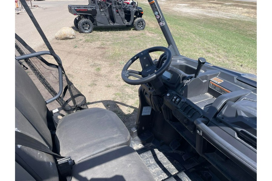 2023 Can-Am Defender MAX DPS HD9